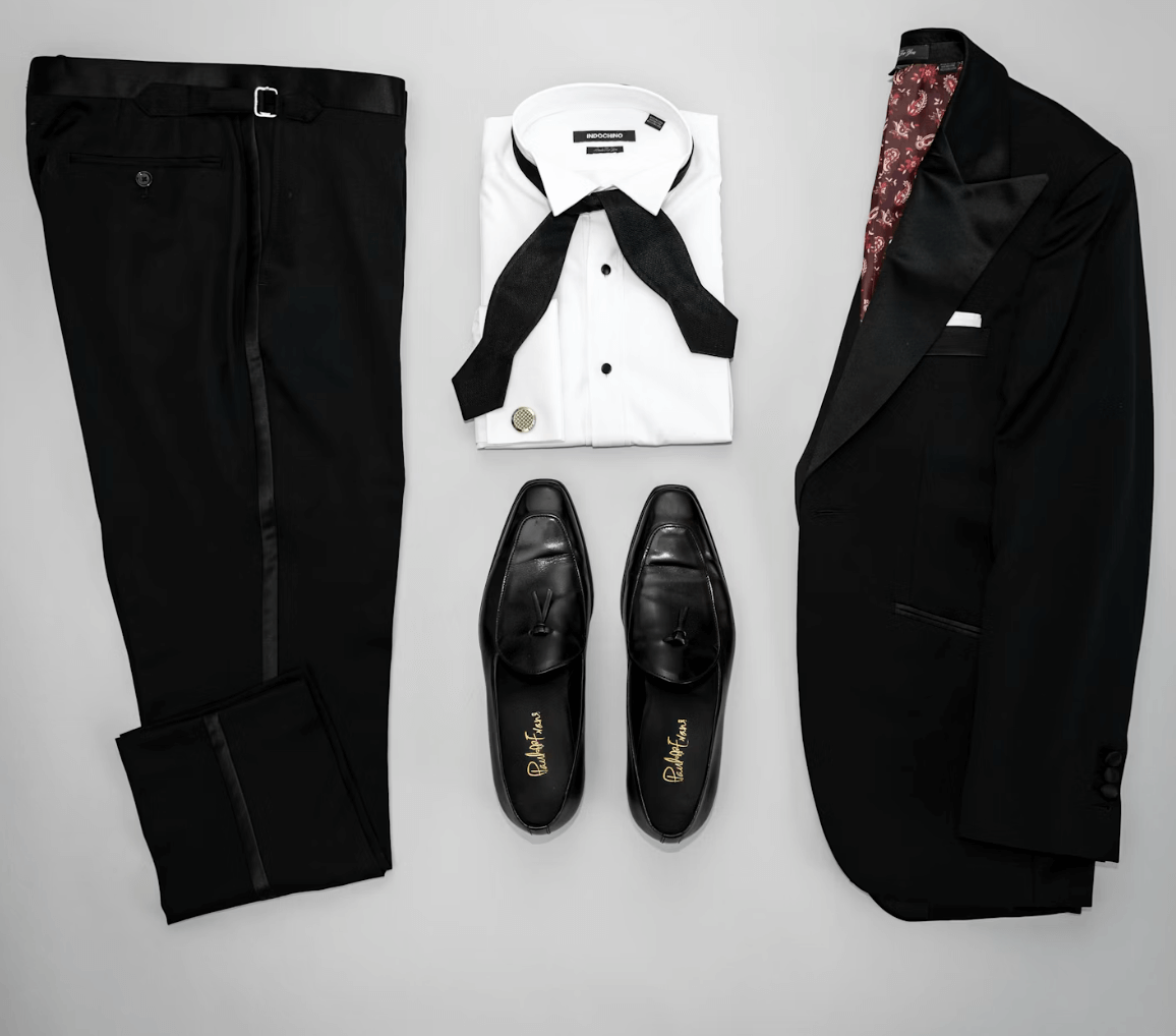 Job Interview Outfit: What to Wear for Men & Women